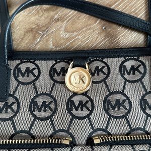 MICHAEL KORS WOMENS PURSE
